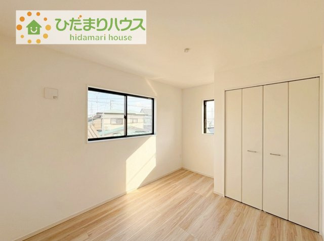 【洋室】 | 土浦市木田余西台3期　新築戸建 | お掃除しやすく、清潔感を保てるのでダニも発生しにくいフローリング♪