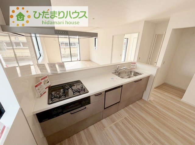 【キッチン】 | 土浦市木田余西台3期　新築戸建 | 料理をしながらでも、ご家族との会話を楽しめる対面式キッチン♪