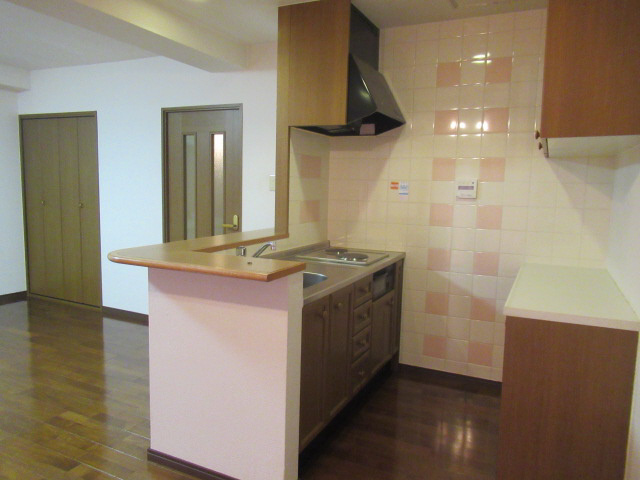 姫路市塩町の賃貸マンションのキッチン