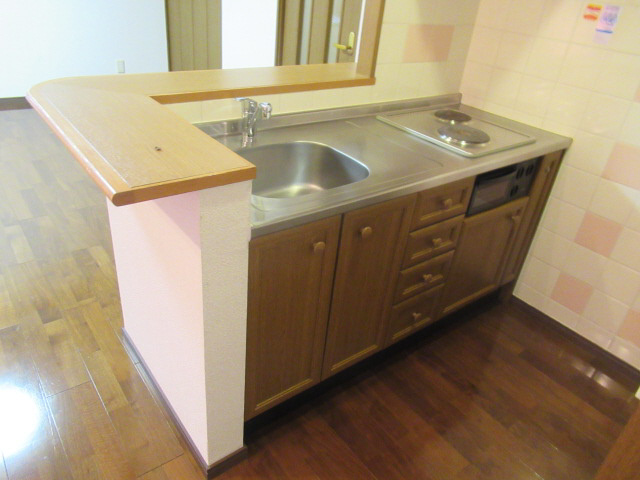 姫路市塩町の賃貸マンションのキッチン