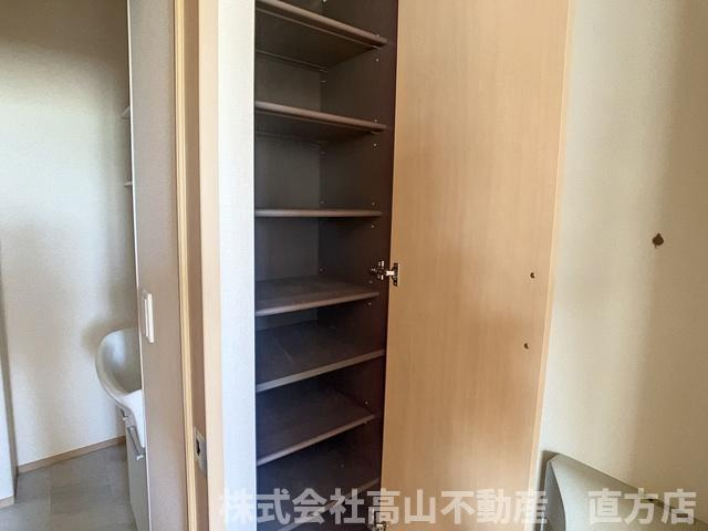 リーフコート星ヶ丘の玄関