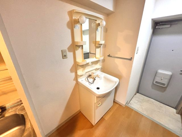 セファミ御影の独立洗面台