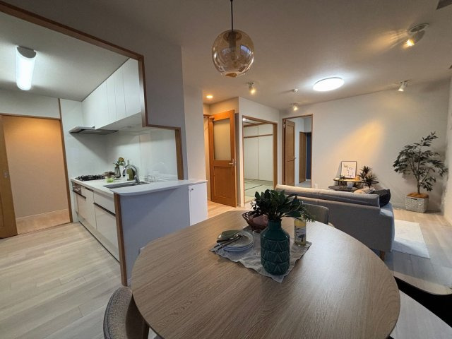 パステル音羽の居間・リビング