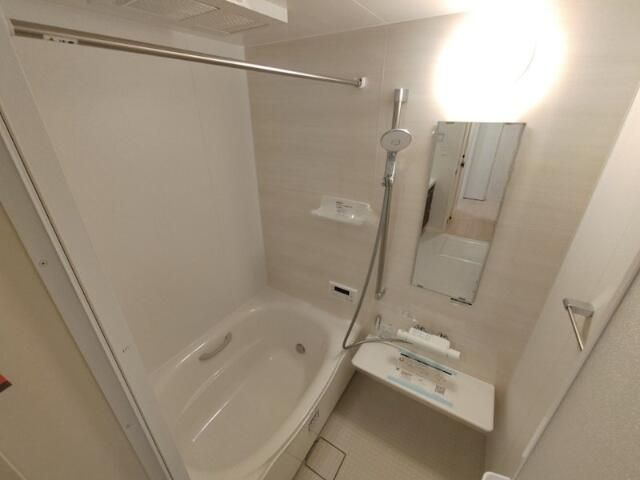 ハイドレンジアの浴室