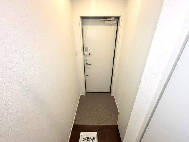 ヴァレイ岡本　の玄関