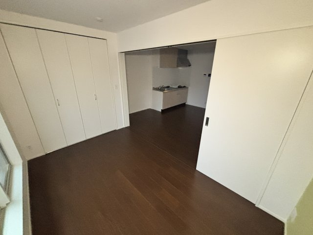 ヴァレイ岡本　の居間・リビング