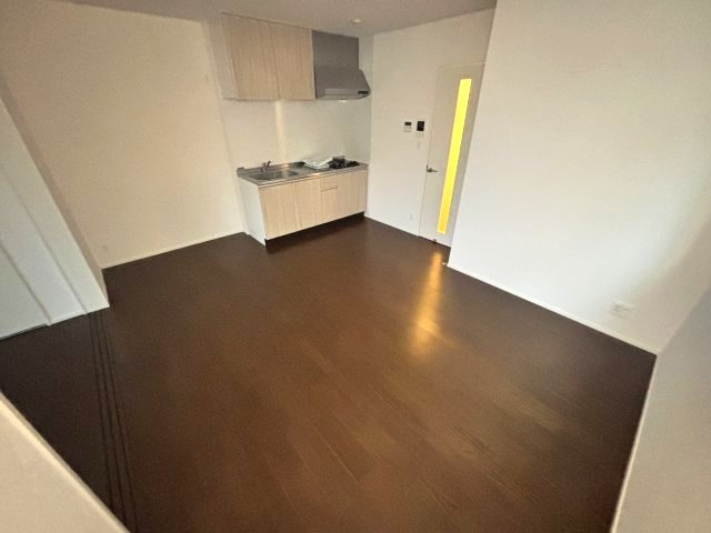 ヴァレイ岡本　の居間・リビング