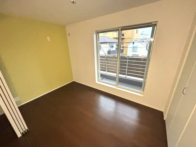 ヴァレイ岡本　の寝室