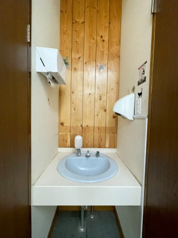 小川店舗の洗面所
