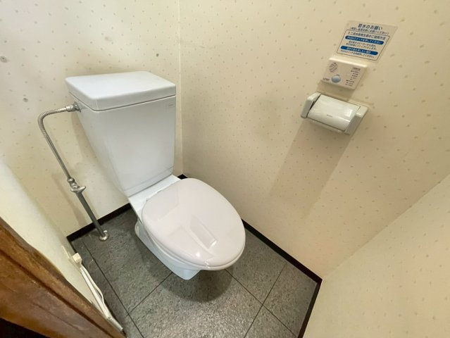 小川店舗のトイレ