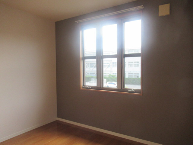 姫路市広畑区小松町３丁目のハイツの子供部屋