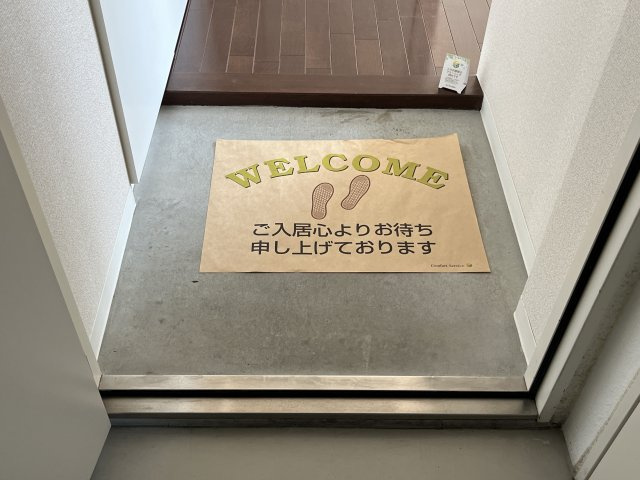 ラ・ベリーザ南今宿の玄関