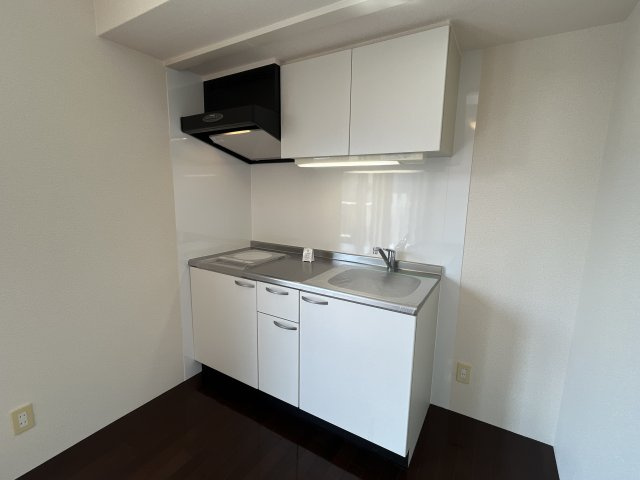 ラ・ベリーザ南今宿のキッチン