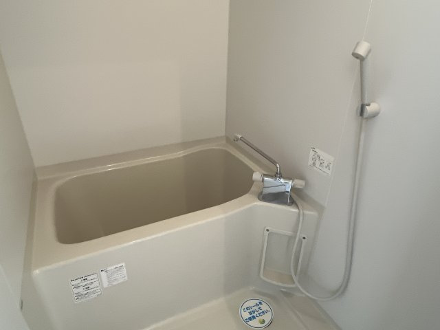 ラ・ベリーザ南今宿の浴室