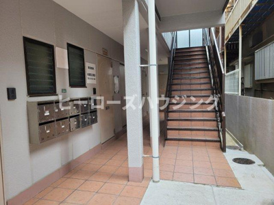 【ロビー】 | オフィス・みざ　箕輪マンション