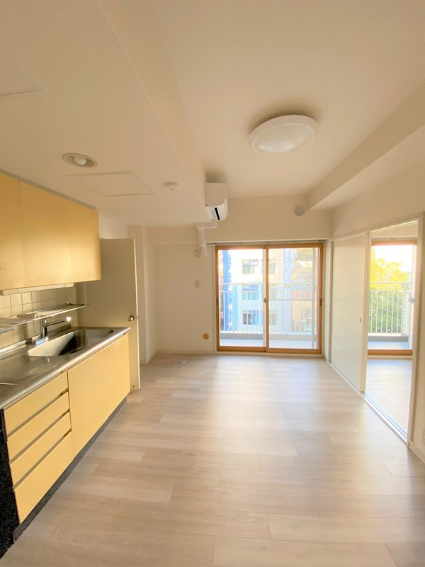 下落合ハウスの居間・リビング