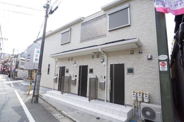 ＰａｔｉｏＨｉｇａｓｈｉｎａｇａｓａｋｉ（パティオ東長崎）の外観