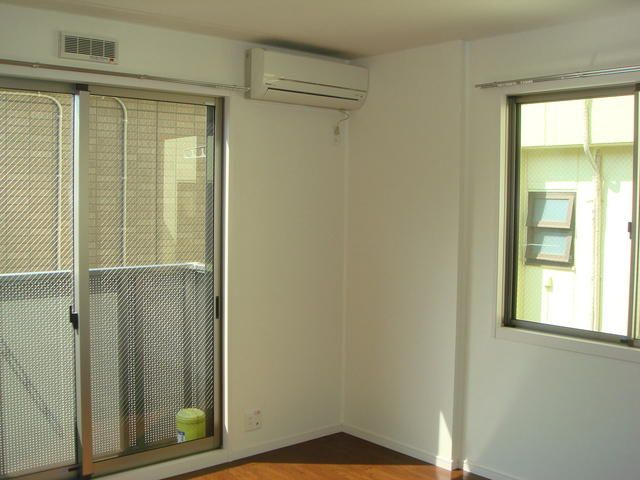 アールズコートⅡ棟の居間・リビング