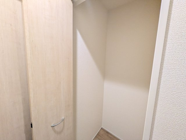 土浦市天川1丁目　3期　新築戸建て2号棟の収納