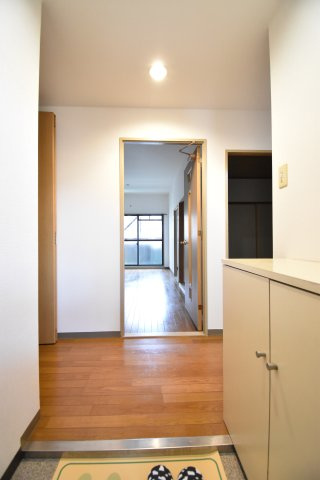 ルミエール住吉の玄関