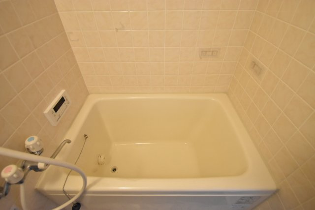 ルミエール住吉の浴室