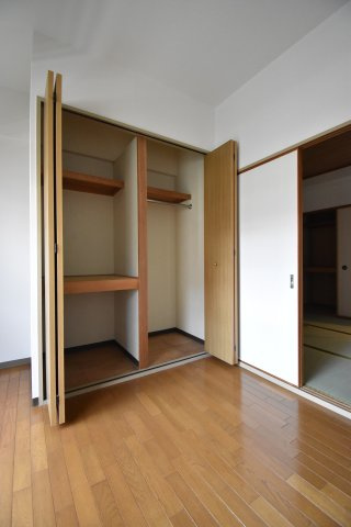 ルミエール住吉の居間・リビング