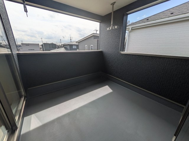常総市新石下　第10　新築戸建　2号棟のバルコニー