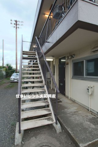 平和コーポのエントランス