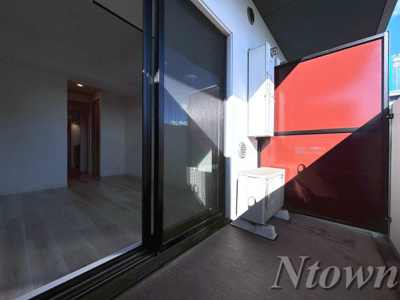 【バルコニー】 | S-RESIDENCE名駅太閤 | お洗濯にも便利なバルコニー付き