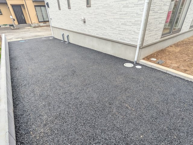 つくば市高見原　第18　新築戸建て　の駐車場