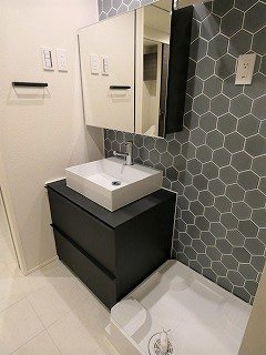 風香東新宿の洗面所