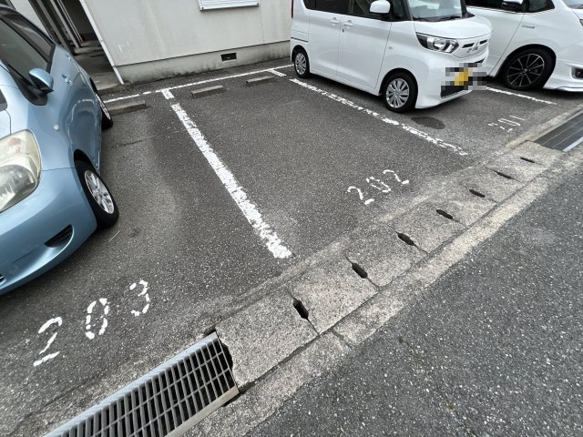 ＪＡハイツ中屋の駐車場