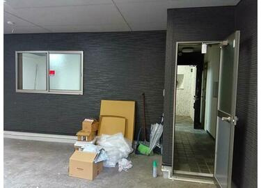 Airside Nagoya Base（貸主側でスケルトンにします）のロビー