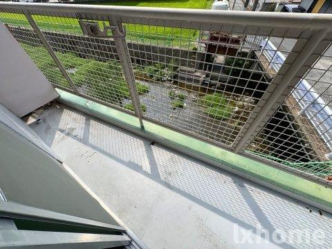 サニーハイツのバルコニー|開放的で明るい空間を演出してくれるバルコニーです