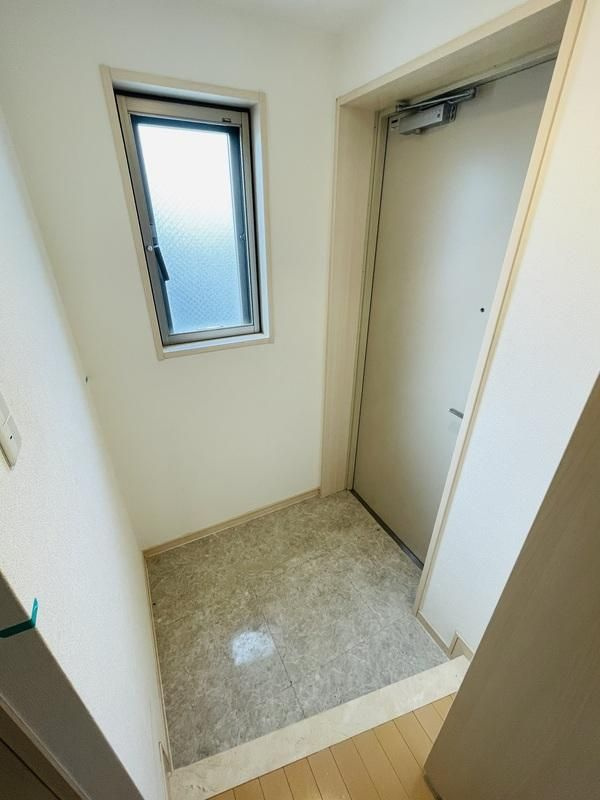 ニューシティアパートメンツ南千住の玄関