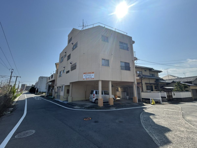 【外観】 | 上野コーポ | ２方向道路の角地になります。