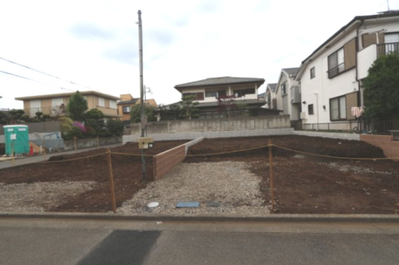 【Blooming Garden】小平鈴木町１丁目の外観|西武新宿線「花小金井」歩20分