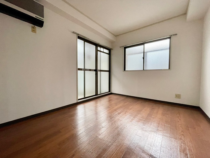 ドムールコスモス甲南町の居間・リビング