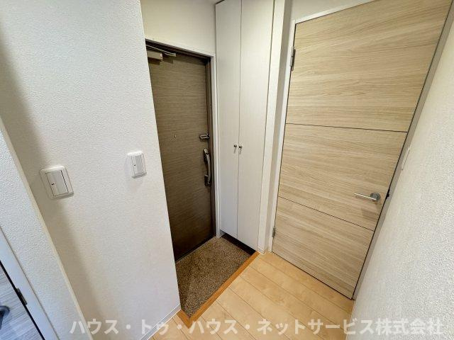 MERIDIAN ANNEXの玄関