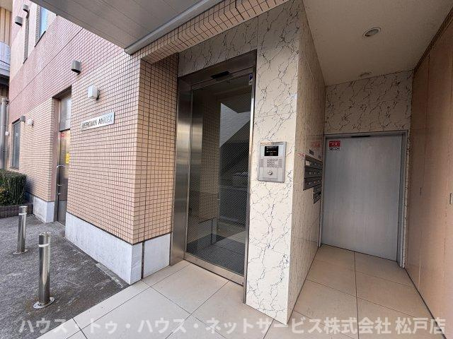 MERIDIAN ANNEXのエントランス