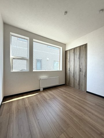 西野4条8丁目の洋室