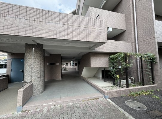KENEDIX北赤羽 のエントランス