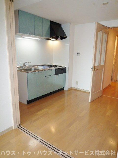 コンフォールグロウの洋室