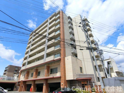 【外観】 | くれが泉中央 | ２００９年築のオートロックマンション。