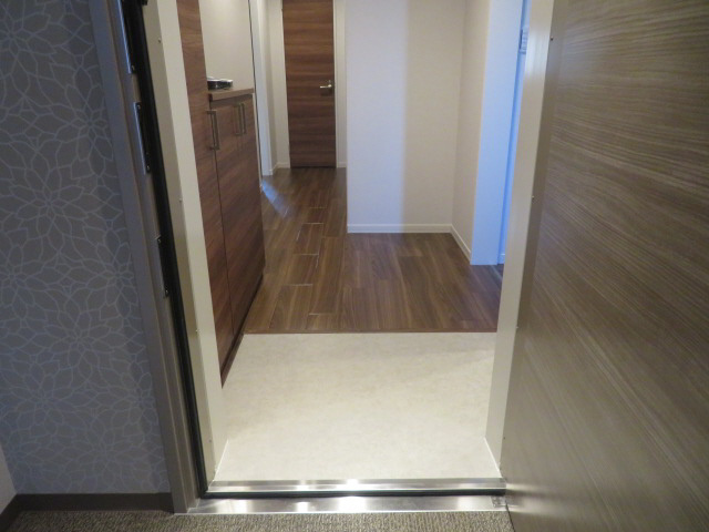 ザ フジイ ガーデンAの玄関