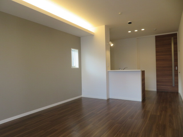 ザ フジイ ガーデンAの居間・リビング