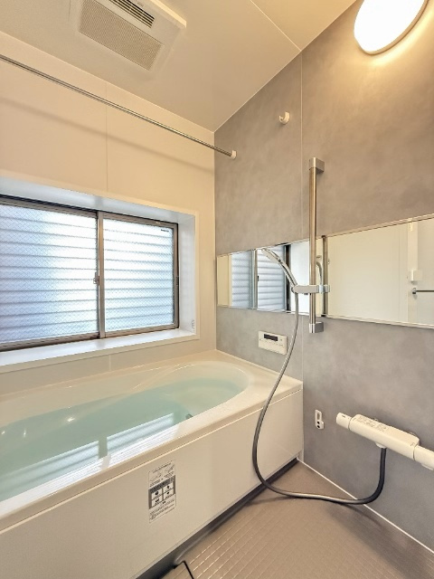 練馬区西大泉一丁目戸建の浴室|きれいなお風呂です