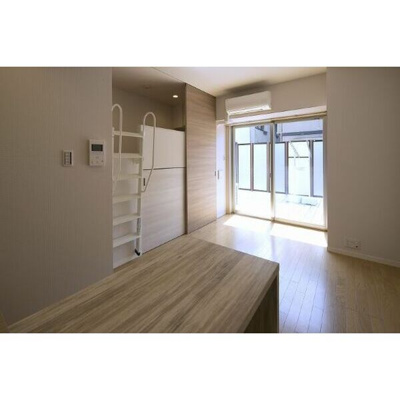 【居間・リビング】 | アイボリーポワント難波WEST