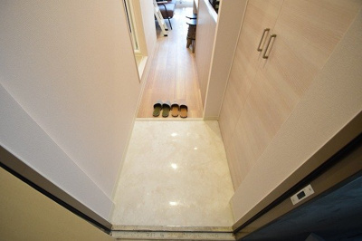 【玄関】 | アイボリーポワント難波WEST