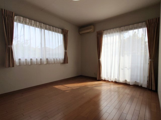 【洋室】の画像